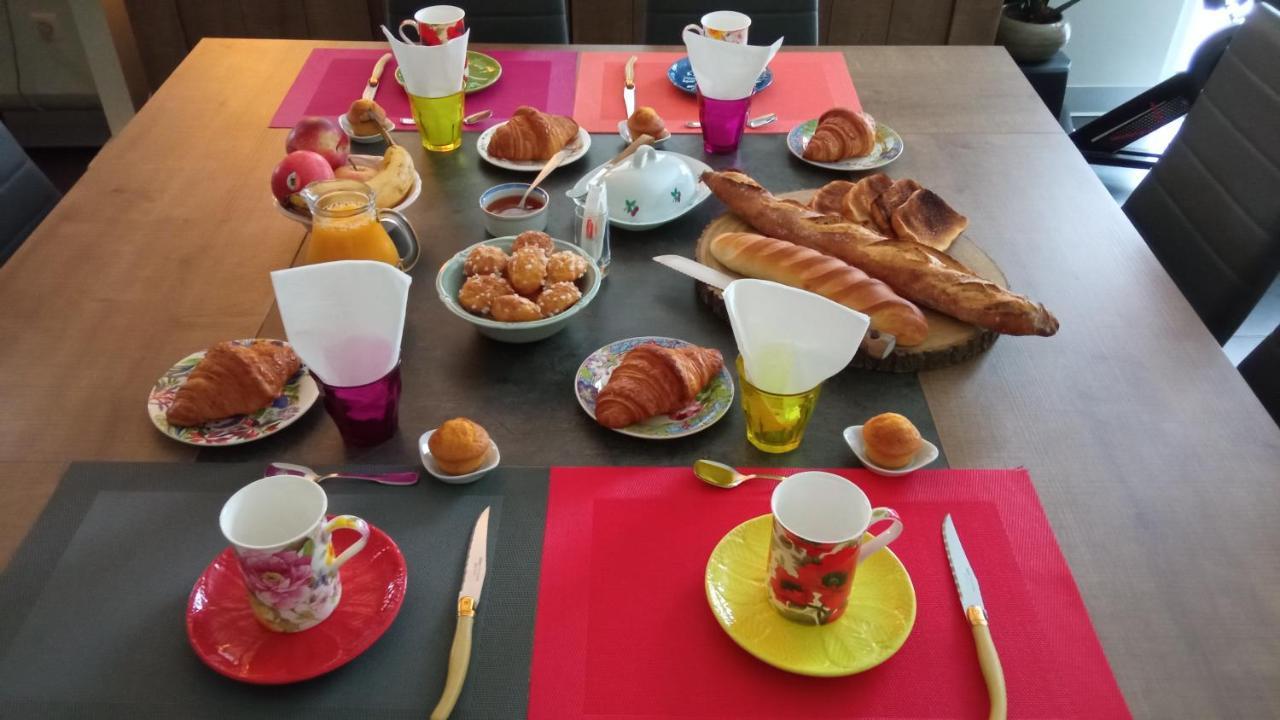 B&B Du Cerisier, Diner Sur Demande Noyers  ภายนอก รูปภาพ